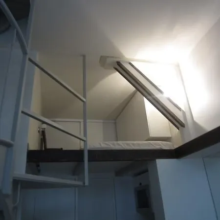 Urban Chic Montmartre Loft Paris